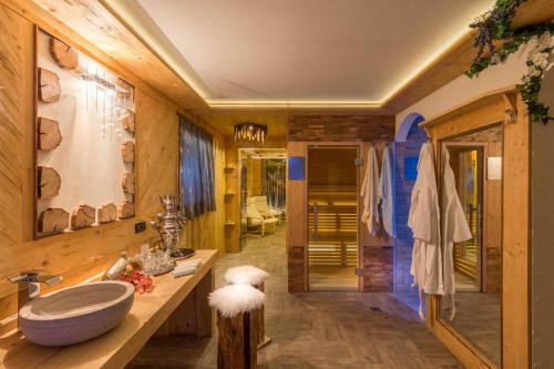 Hotel Garn� Pr� Fior�