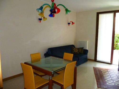 Venicein Apartments