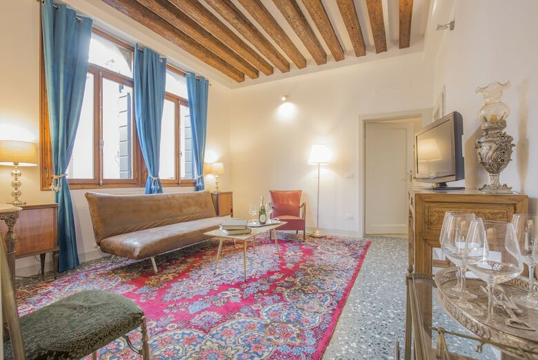 Hostal Corte Realdi Suites Venezia