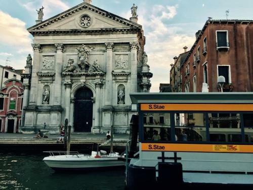 Hostal Corte Realdi Suites Venezia