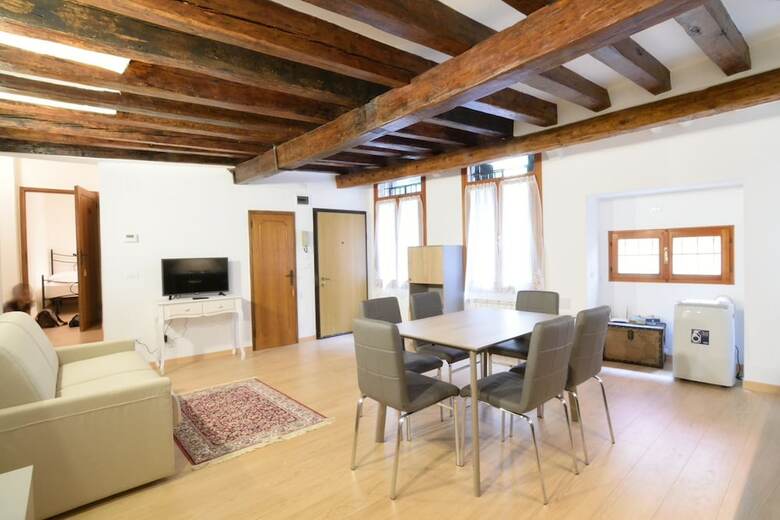 San Canzian Apartment