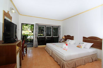 Hotel Coral Island Resort