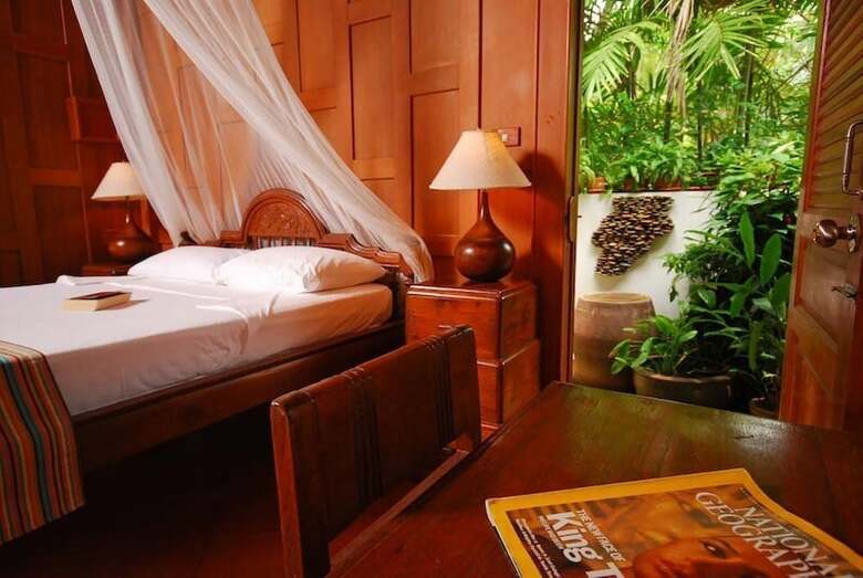 Hotel Baan Mai Cottages And Restaurant