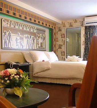 Hotel Luxor