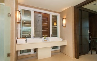 Hotel Peach Blossom Resort