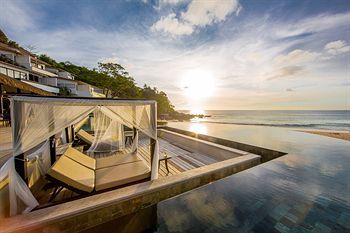Hotel The Shore At Katathani