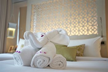 Hotel The Shore At Katathani