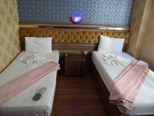 Meta Hotel