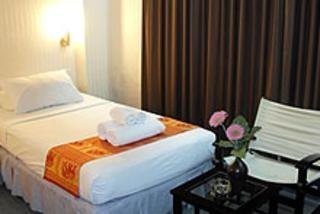 Hotel Sapphirtel Inn