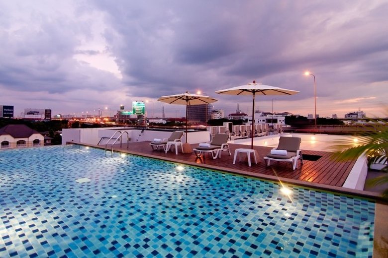 Hotel The Patra