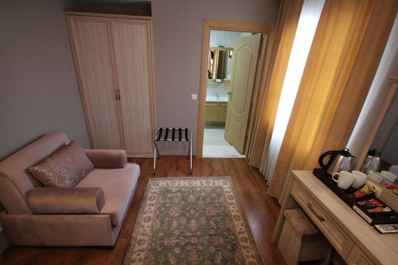 Sultans Royal Hotel