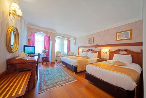 Azade Hotel