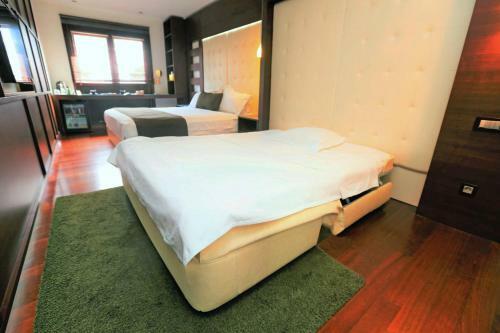 Eternity Hotel