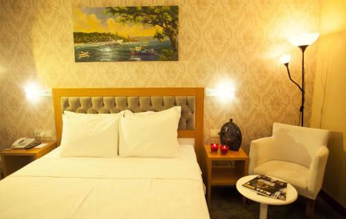 Helikon Business Hotel