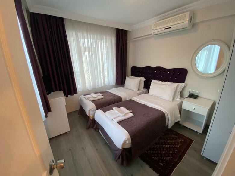 Spinel Hotel