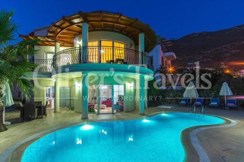 Kalkan Villa Sleeps 6 Pool Air Con Wifi