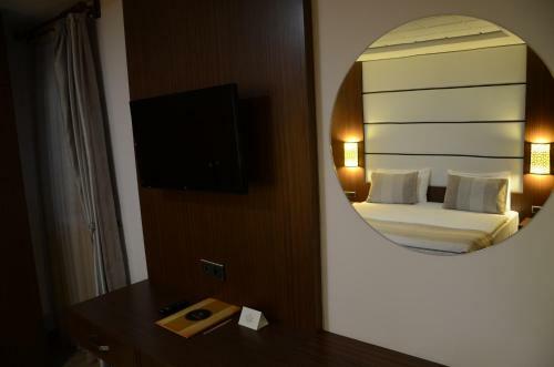 Safa Royal Museum Hotel
