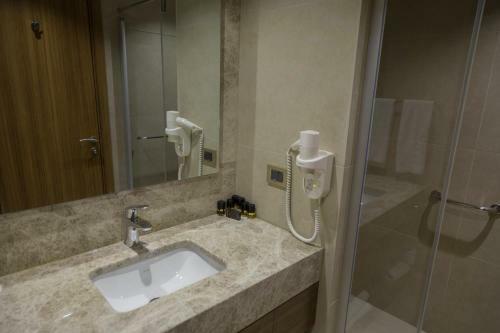 Ramada Hotel & Suites Kusadasi