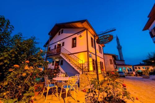 Hostal Ak�asu Konuk Evi