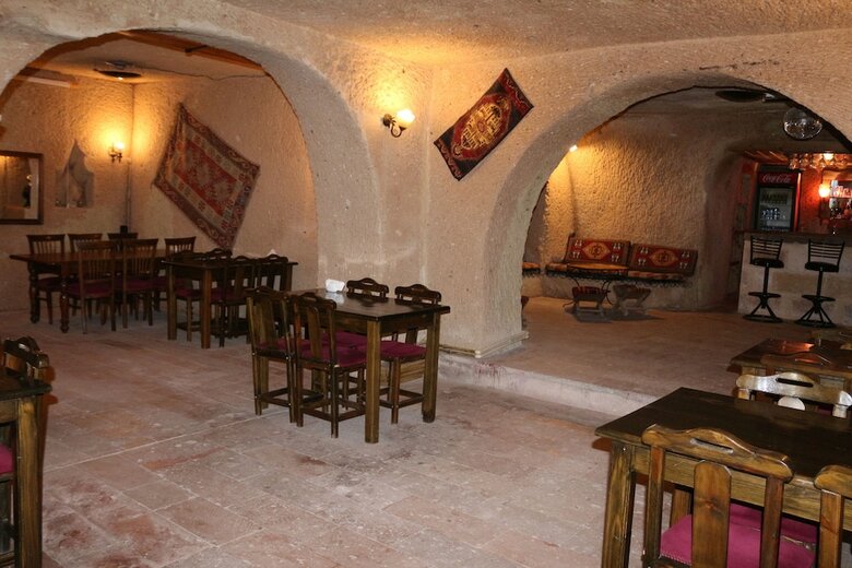 Melis Cave Hotel