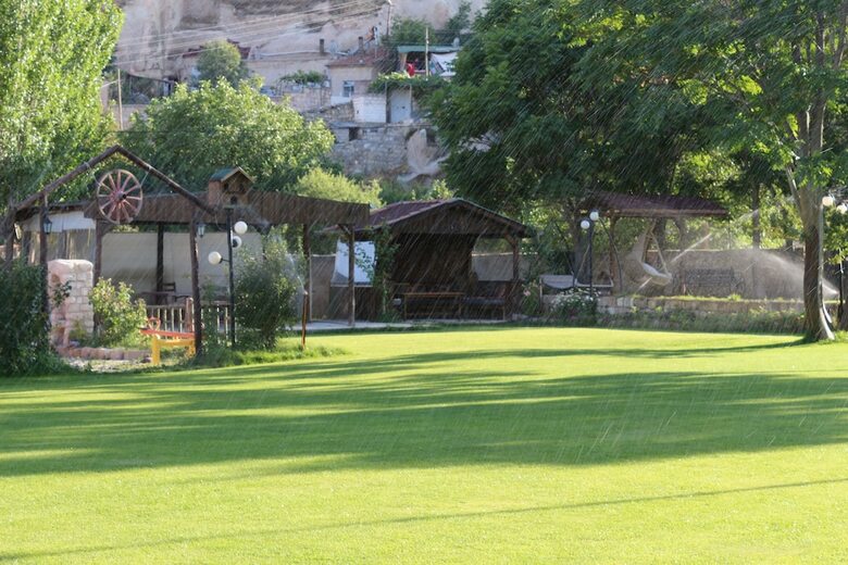 Melis Cave Hotel