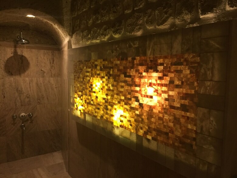 Hotel Oread Cave Suites