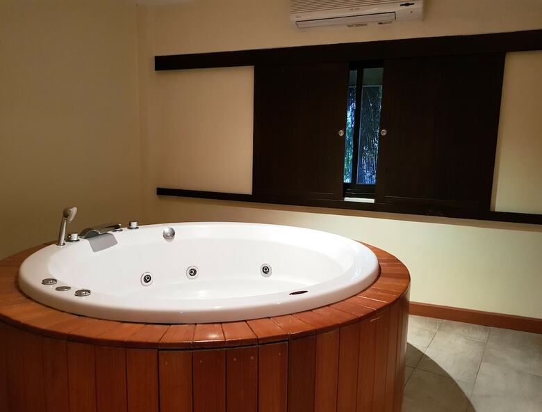 Hotel Studio Sukhumvit 18 By Icheck Inn