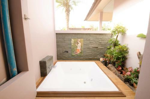 Hotel Pueanjai Resort And Restaurant