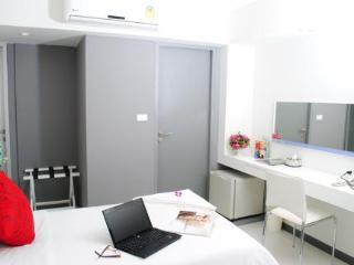 Myhotel Cmyk @ratchada