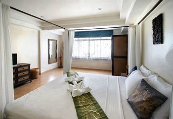 Baan Suay Karon Hotel