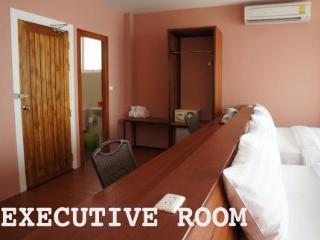 Hotel The Chalet Panwa