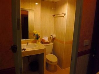 Tara Lake Airport Hotel