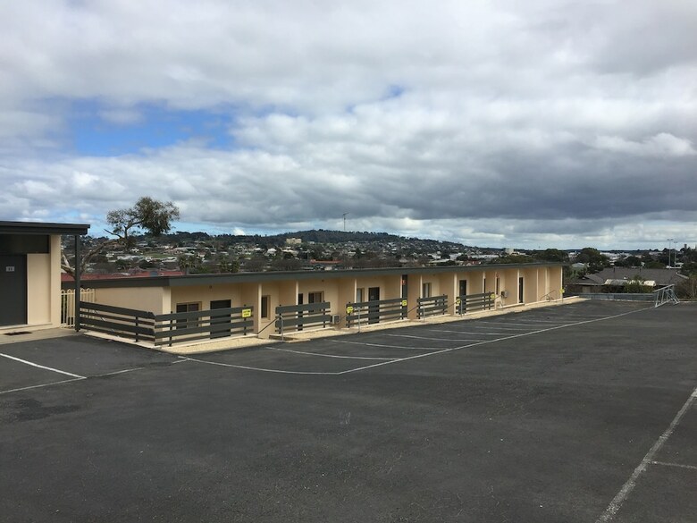 Blue Lake Motel
