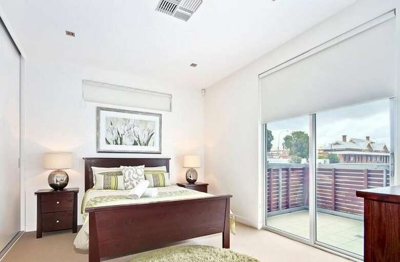 Breeze Beachfront Apartments