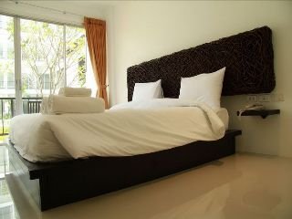Bs Premier Airport Hotel