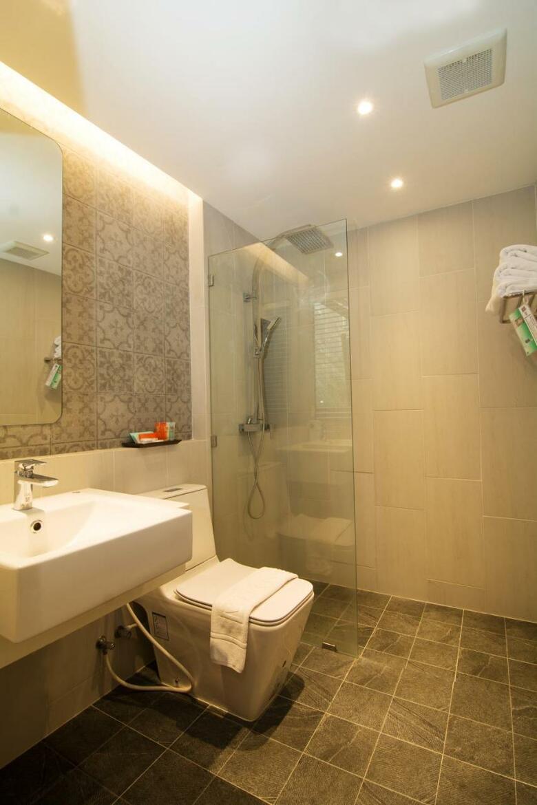 Hotel Baan Karon Resort