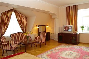 Chebotaryov Hotel