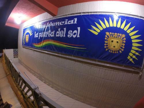 Hostal Pousada La Puerta Del Sol