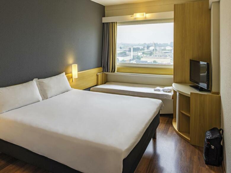 Hotel Ibis Tambore