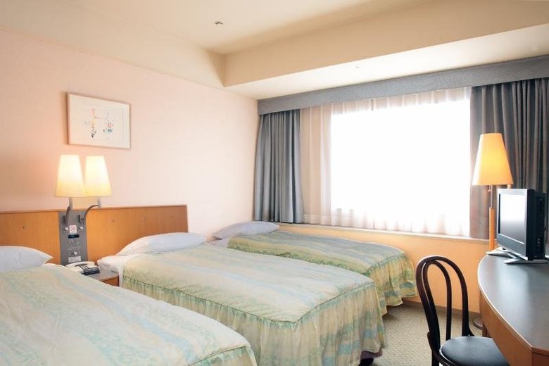 Yokohama Techno Tower Hotel Famiel