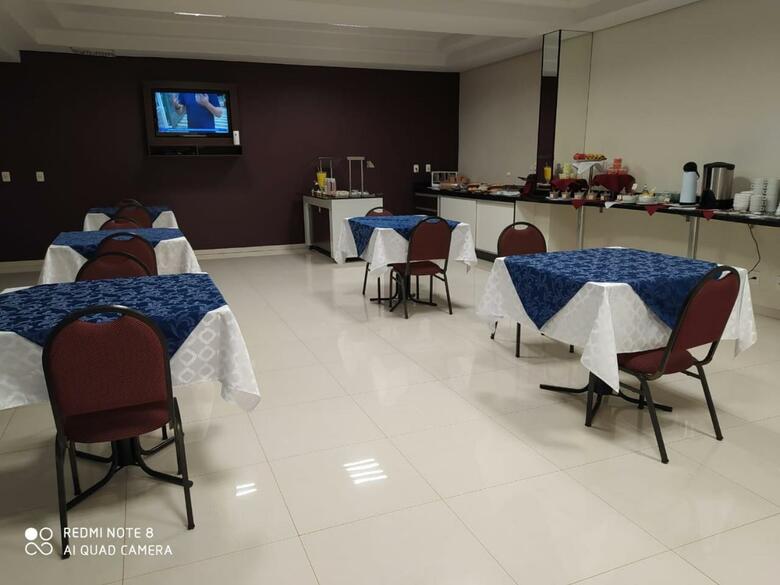 Lh Plaza Hotel