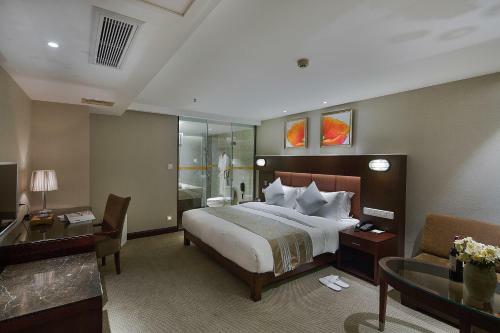 Golden View Hotel