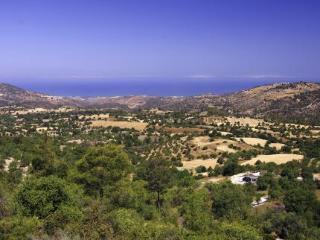 Paradisos Hills Hotel