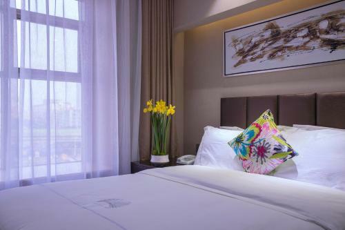 Warm Yes Business Hotel
