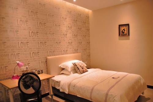 J Hotel