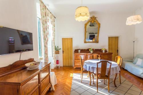 Hostal Apartments Green Garden