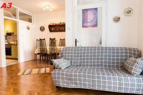 Apartments Mare
