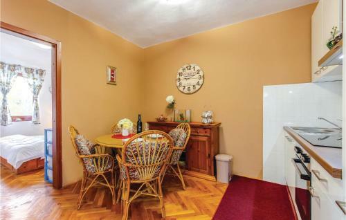 One-bedroom Apartment In Jadranovo