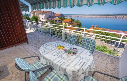 Two-bedroom Apartment In Jadranovo