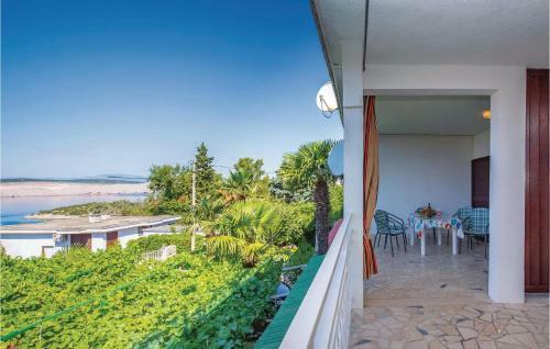Two-bedroom Apartment In Jadranovo